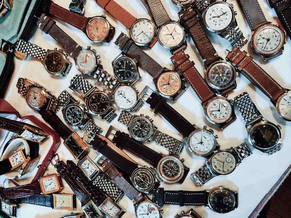 Lưu ý: Chợ đồng hồ cũ tại Hà Nội có bán hàng fake không? - Ảnh 1