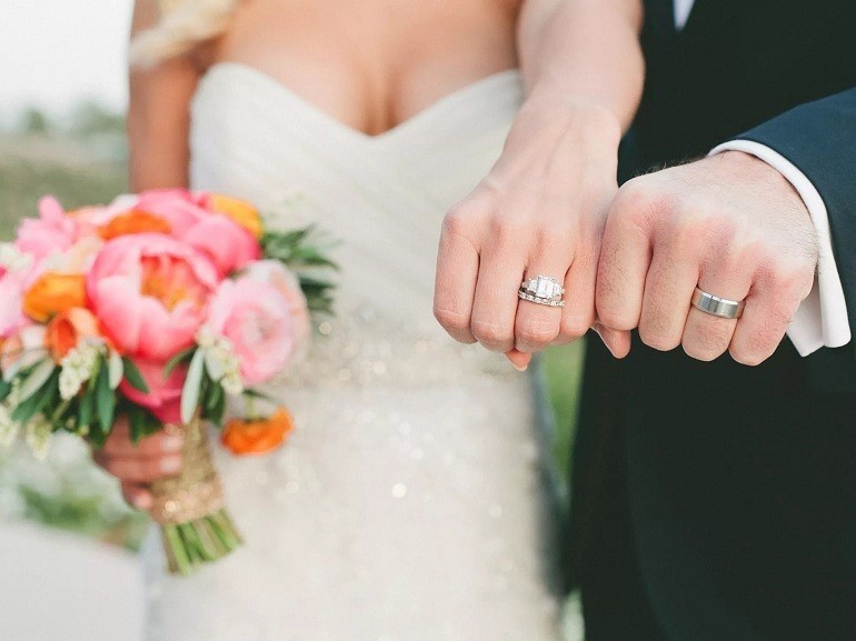 Nam đeo nhẫn cưới tay nào hợp truyền thống - Ảnh 3